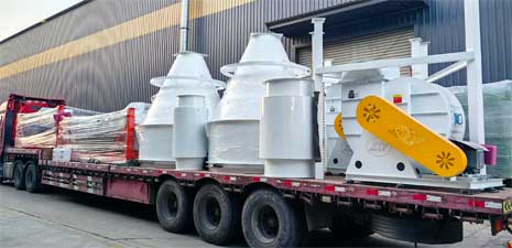 強(qiáng)福機(jī)械30噸/時(shí)大型飼料設(shè)備發(fā)貨