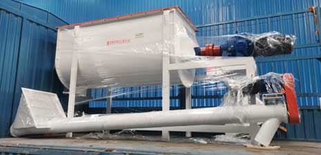 強福機械粉碎混合設備發(fā)貨去甘肅